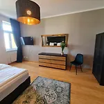Between Schoenbrunn&City Center Apt 27